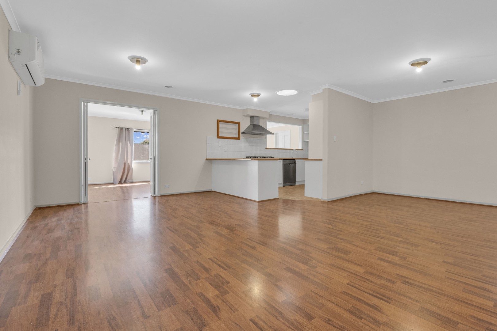 1 Keysborough Street, Craigieburn, VIC 3064, Craigieburn - Thumbnail 4