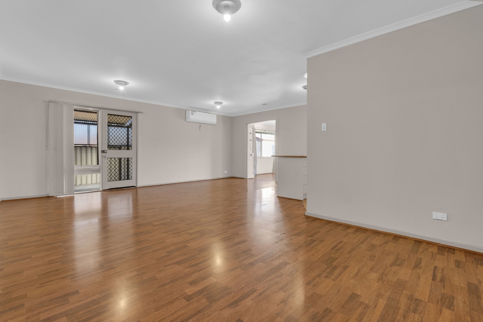 1 Keysborough Street, Craigieburn, VIC 3064, Craigieburn - Thumbnail 7