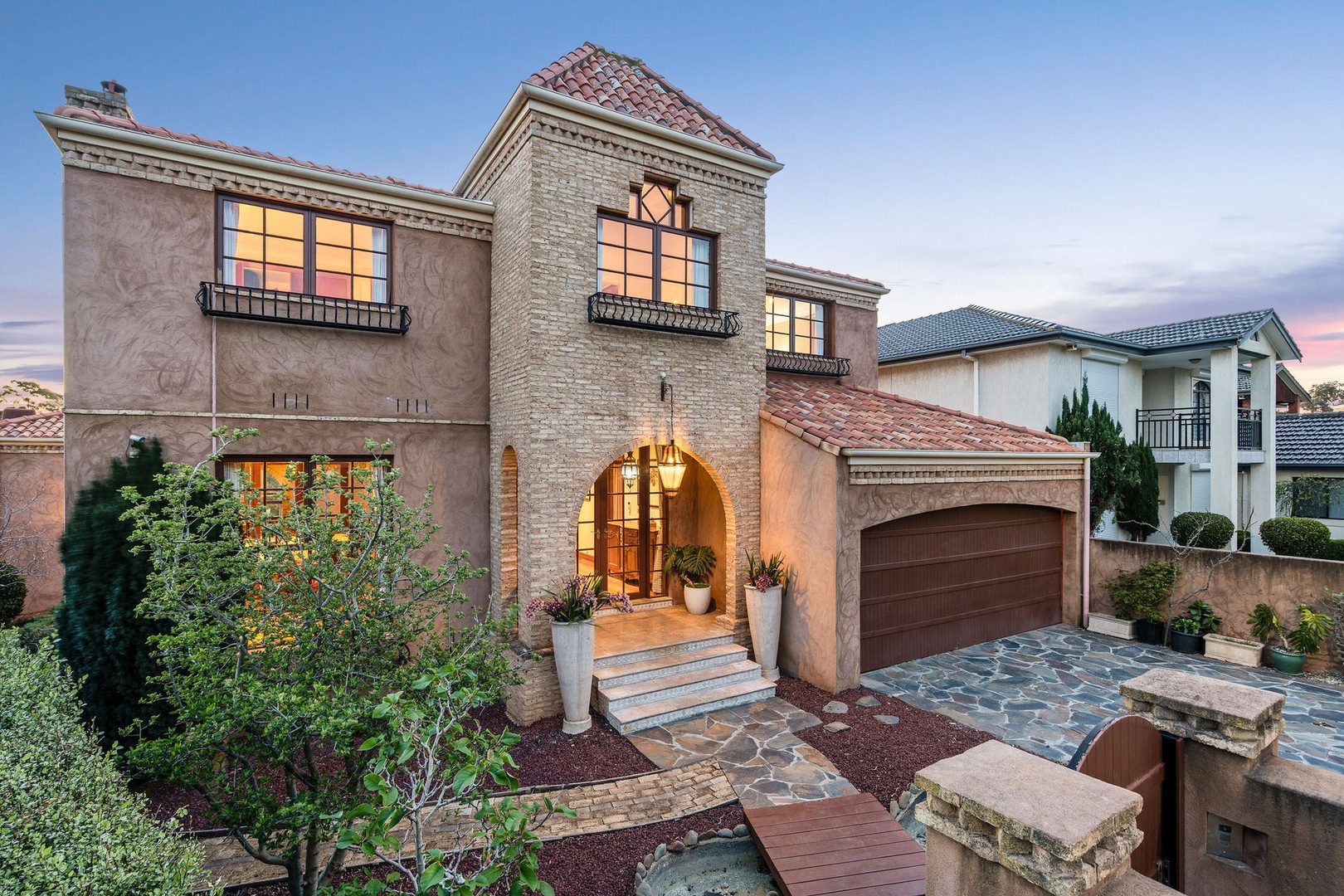 1 Kindale Court, Avondale Heights - Image 1