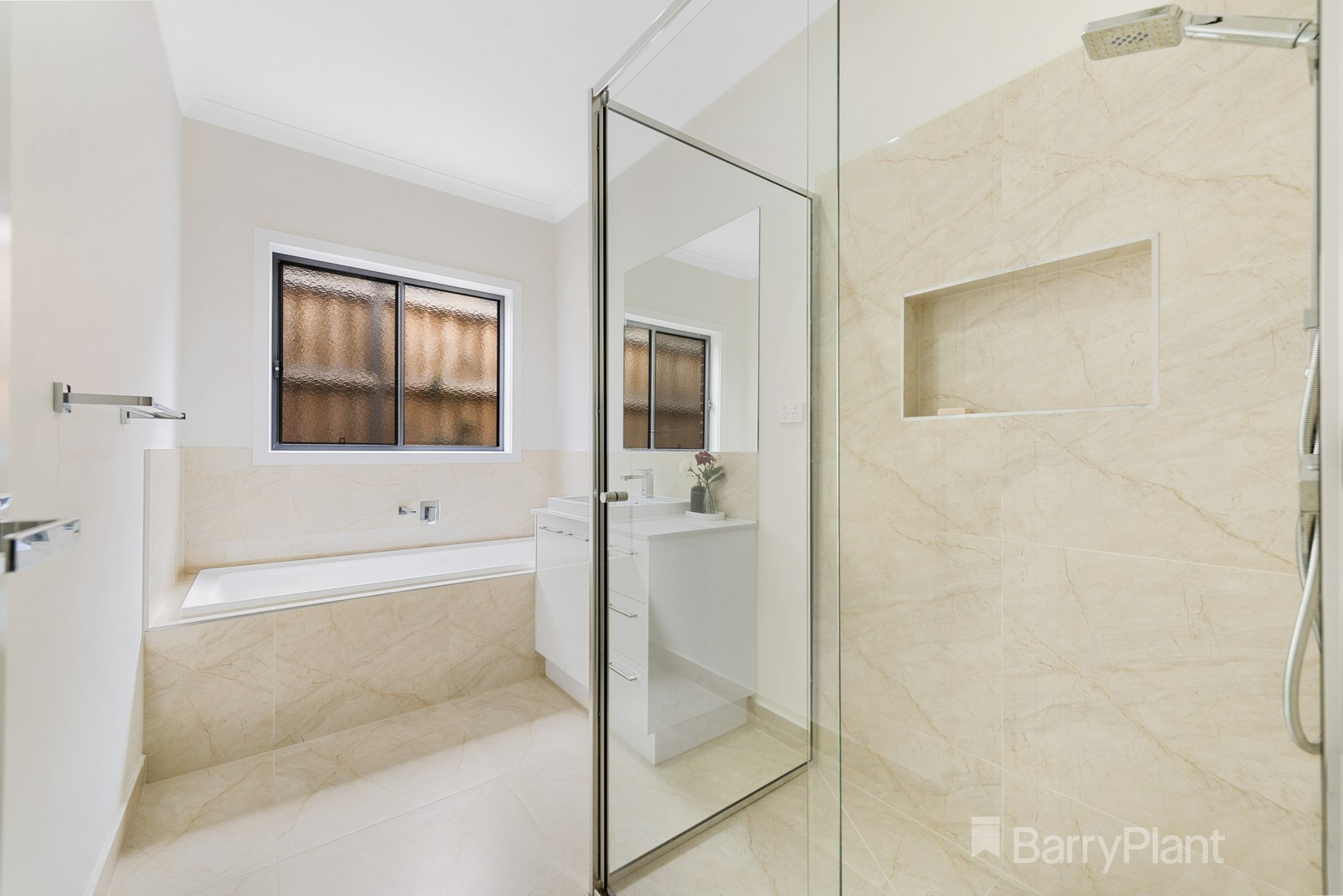 1 Lamaro Way, Wyndham Vale, VIC 3024, Wyndham Vale - Thumbnail 2