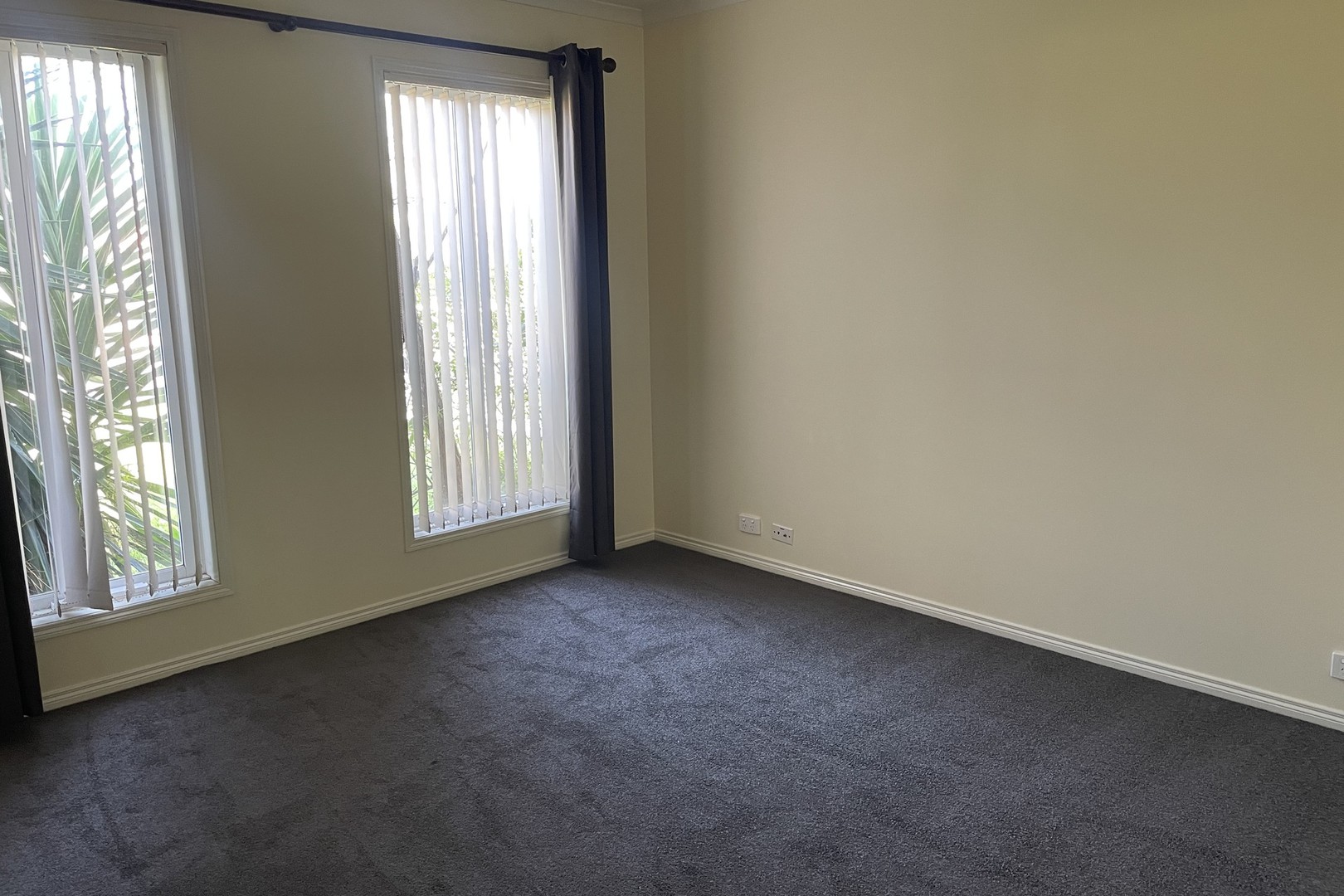 1 Lanark Court, Point Cook, VIC 3030, Point Cook - Thumbnail 2
