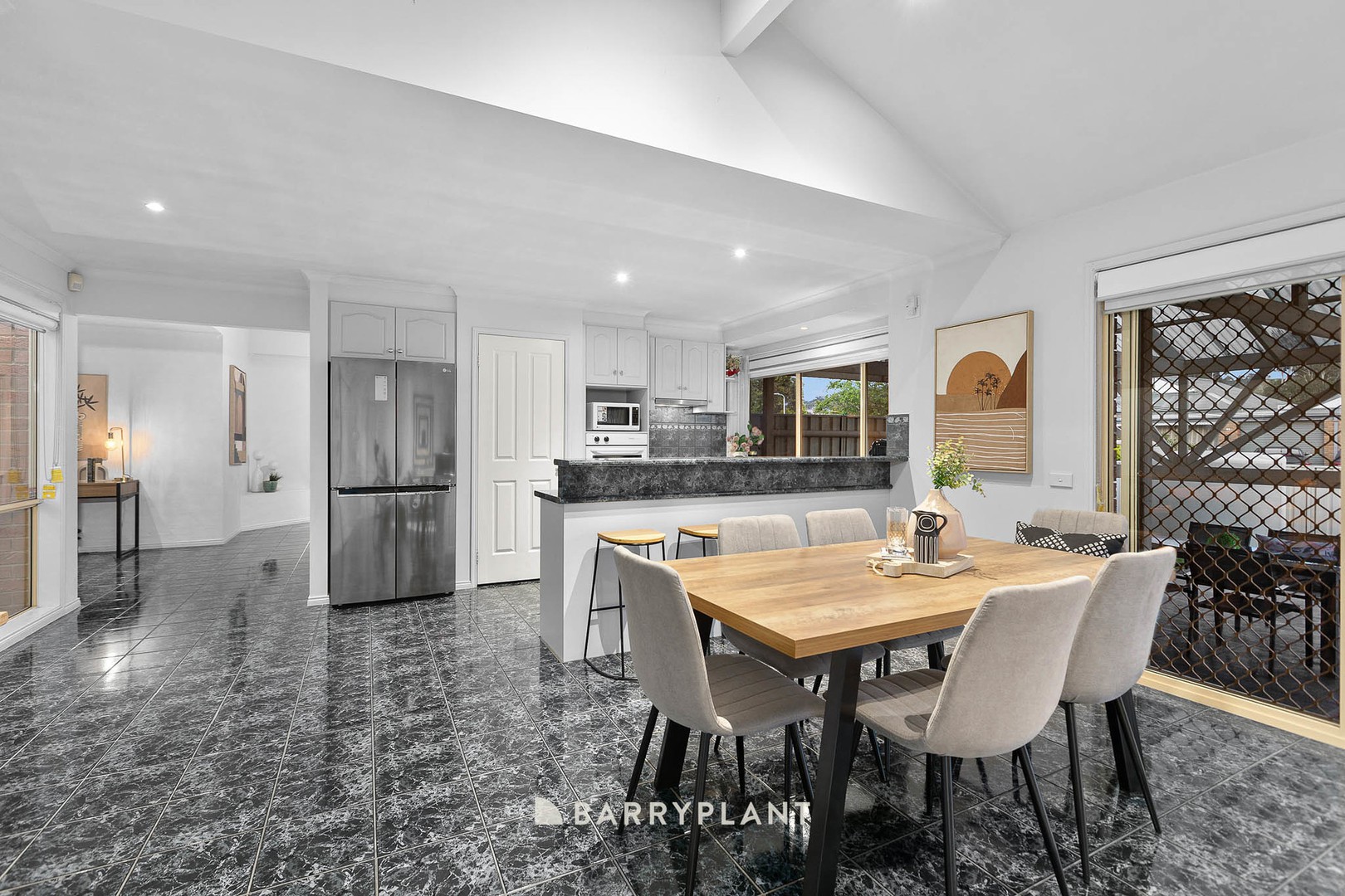 1 Landor Court, Narre Warren, VIC 3805, Narre Warren - Thumbnail 4