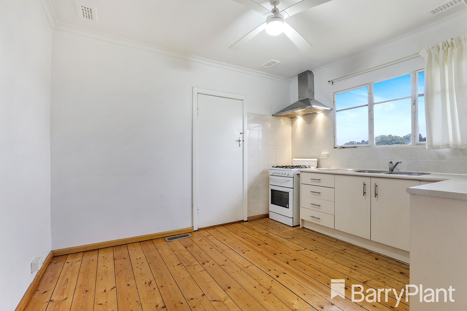 1 Lenna Court, Chadstone, VIC 3148, Chadstone - Thumbnail 3