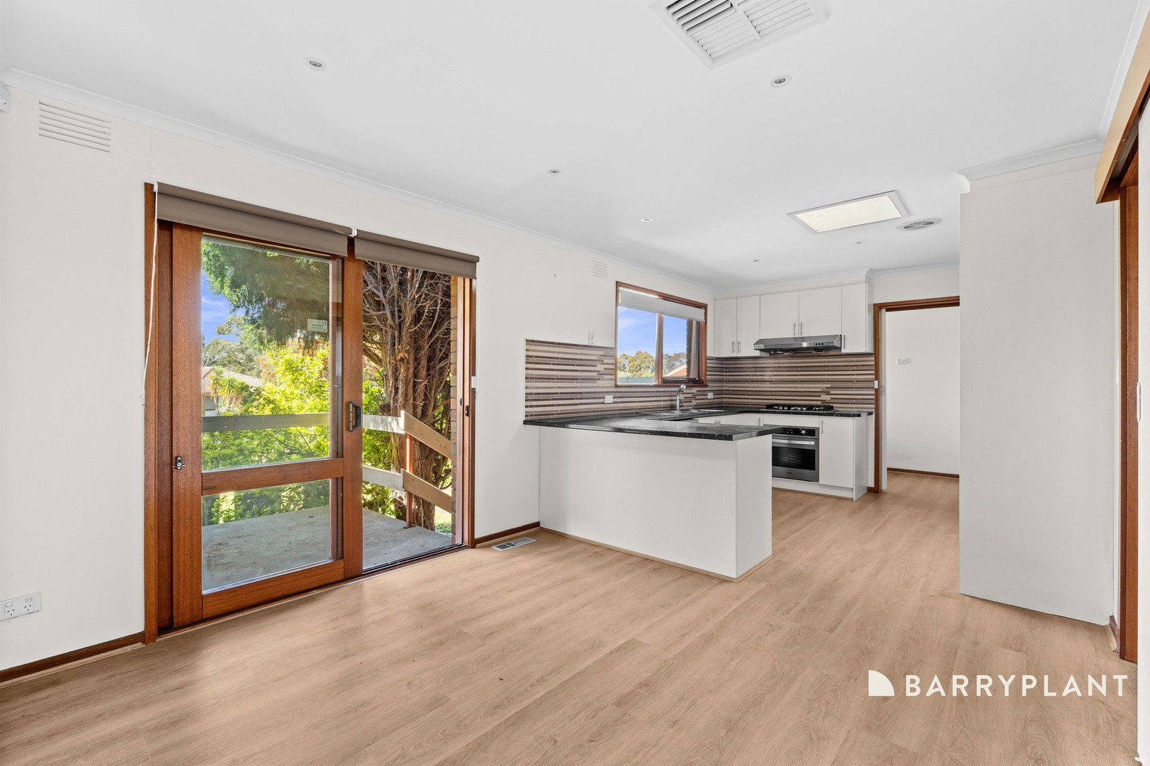 1 Lewis Close, Mill Park, VIC 3082 - Thumbnail 2 - 20/10/2026
