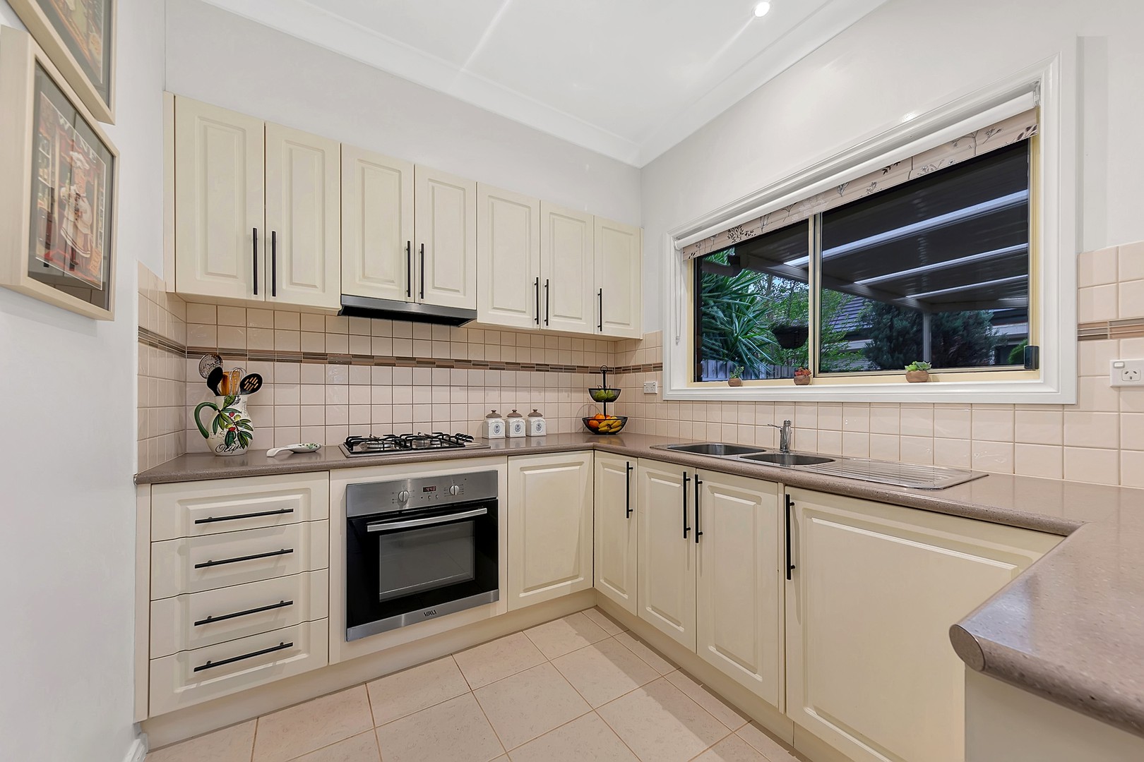 1 Lister Street, South Morang, VIC 3752 - Thumbnail 2 - 06/08/2024