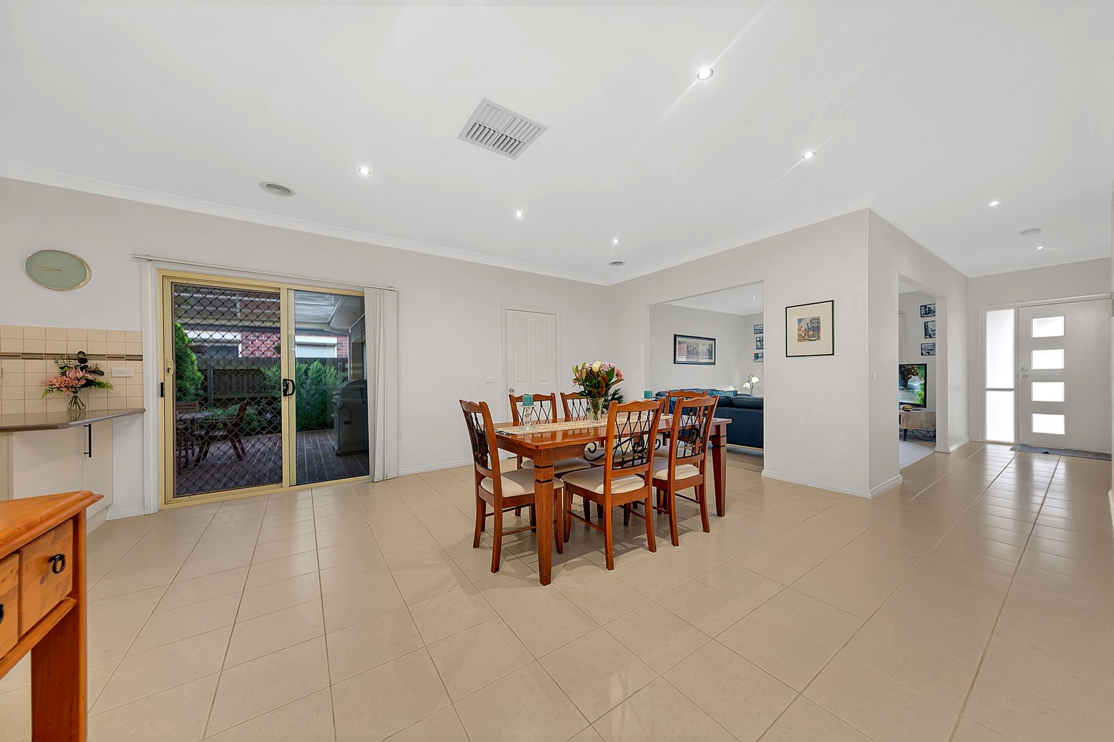 1 Lister Street, South Morang, VIC 3752, South Morang - Thumbnail 4