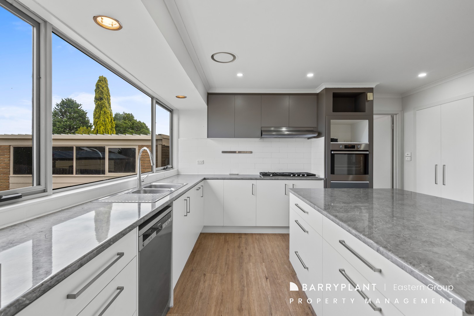 1 Louisa Place, Templestowe, VIC 3106 - Thumbnail 1 - 16/02/2026