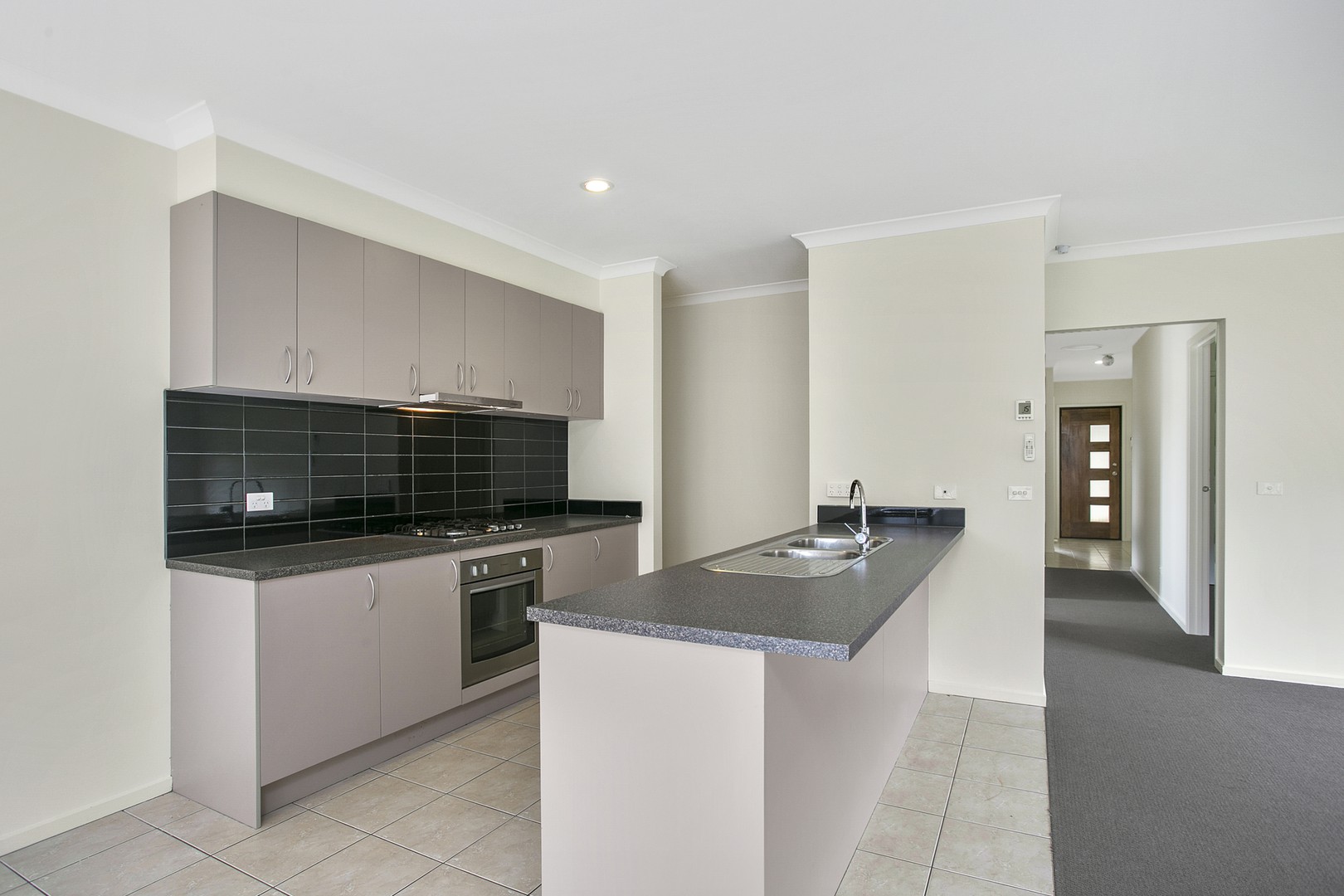 1 Lucca Court, Leopold, VIC 3224, Leopold - Thumbnail 2
