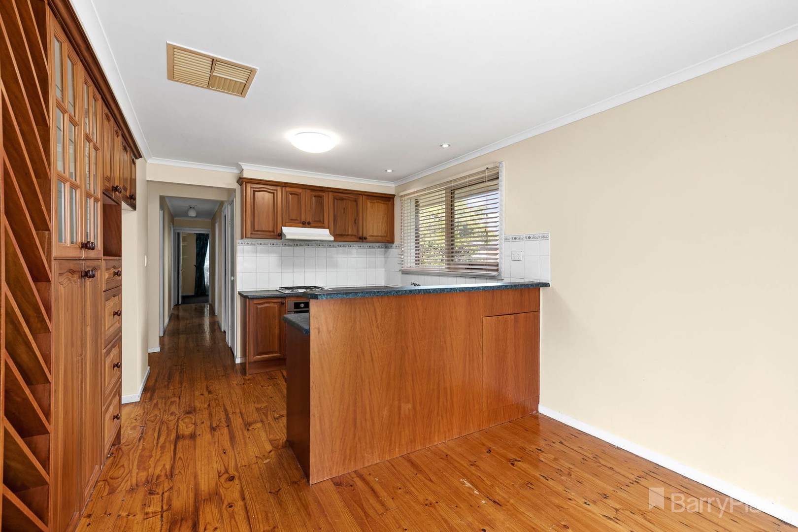 1 Lucerne Court, Narre Warren, VIC 3805, Narre Warren - Thumbnail 3