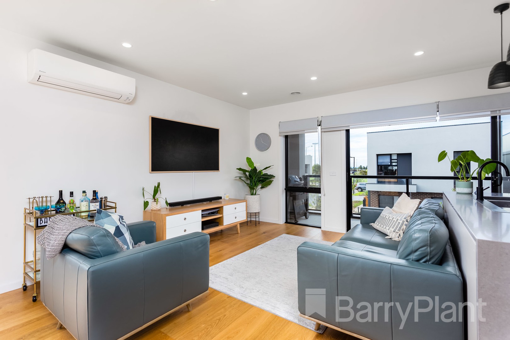 1 Lyra Walk, Point Cook, VIC 3030, Point Cook - Thumbnail 2