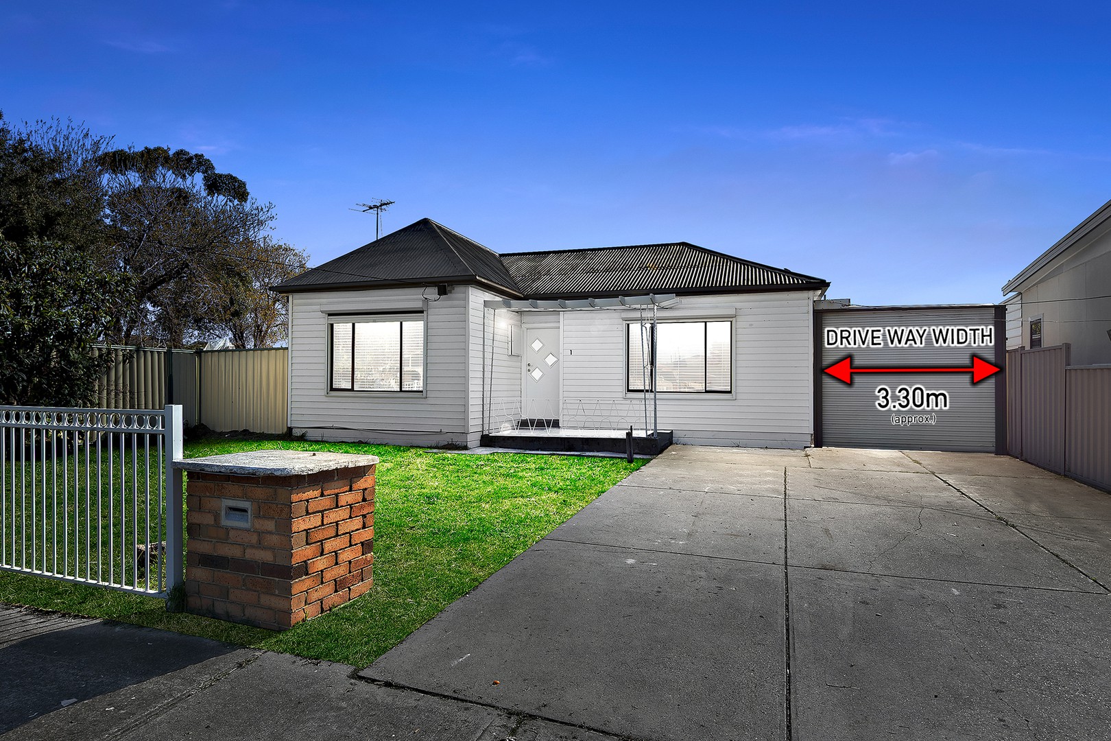 1 Manfred Avenue, St Albans, VIC 3021 - Thumbnail 2 - 21/10/2025