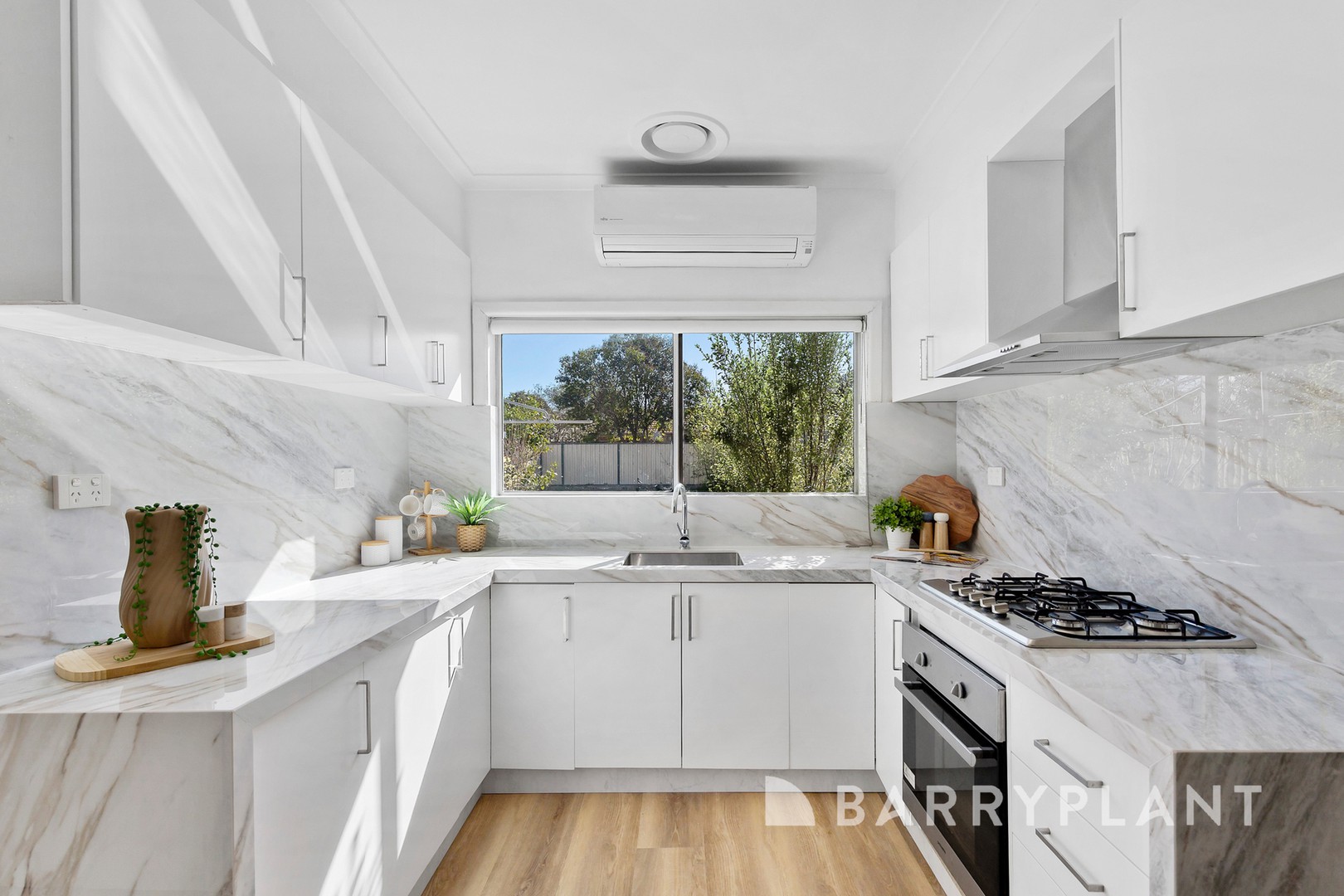 1 Manfred Avenue, St Albans, VIC 3021, St Albans - Thumbnail 3