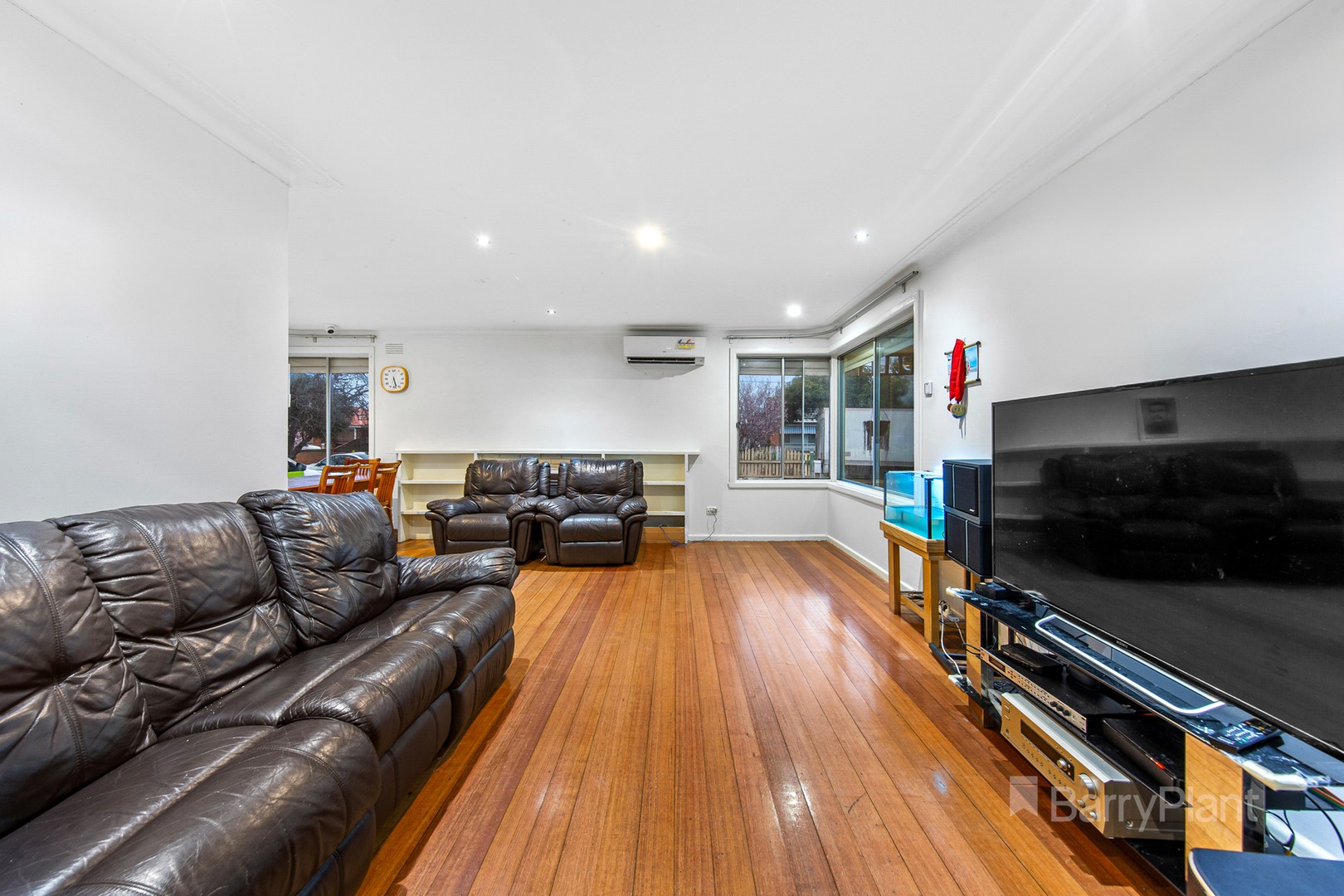 1 Maple Crescent, St Albans, VIC 3021, St Albans - Thumbnail 2
