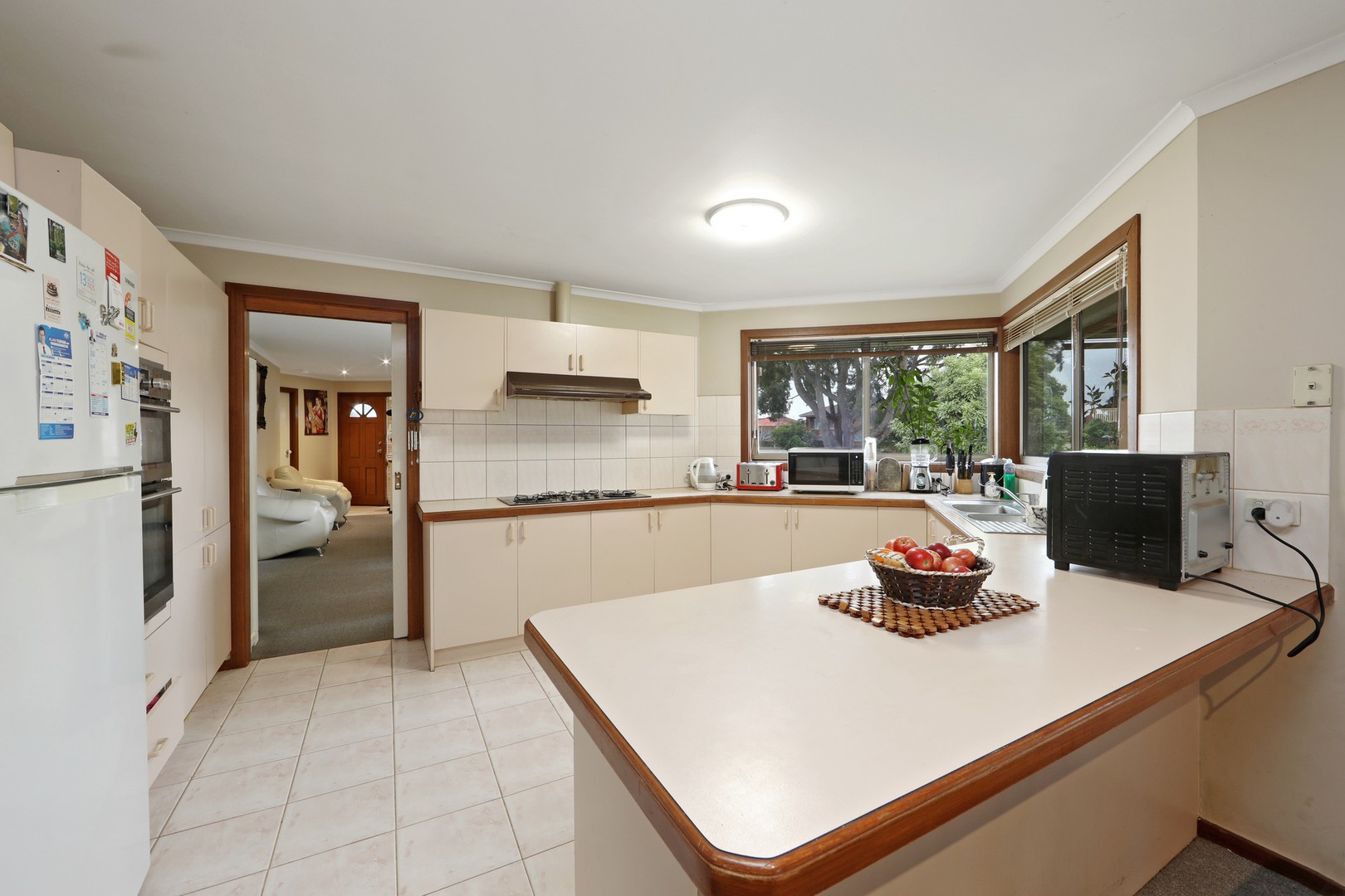 1 Maree Court, Rowville, VIC 3178, Rowville - Thumbnail 4