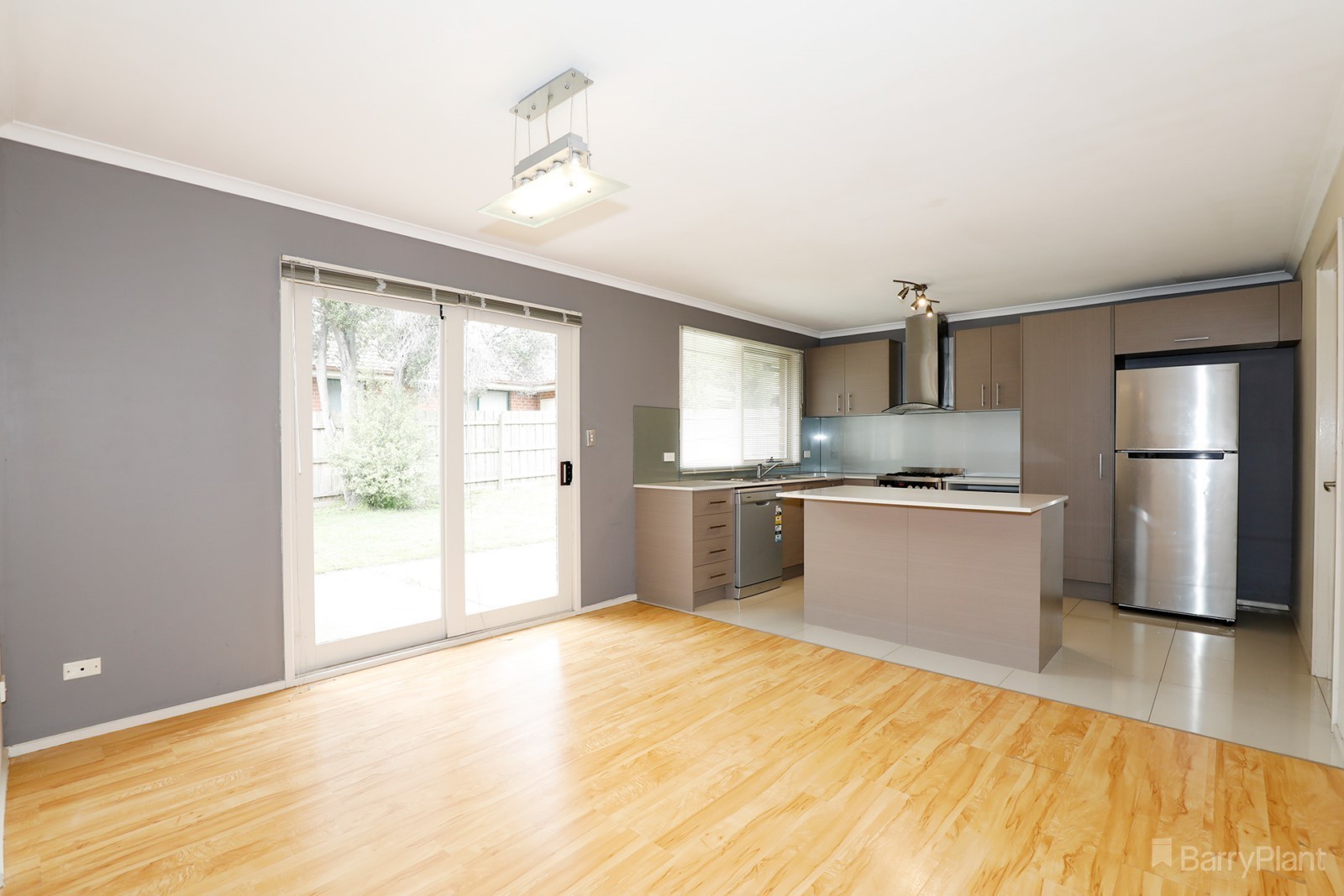 1 Marlesford Crescent, Berwick, VIC 3806 - Thumbnail 2 - 28/10/2025