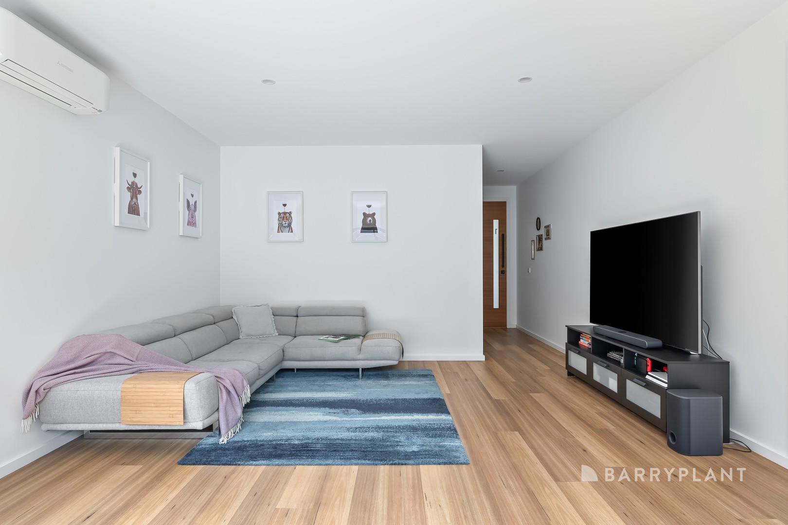 1 Mcewan Road, Heidelberg Heights, VIC 3081 - Thumbnail 2 - 29/01/2025