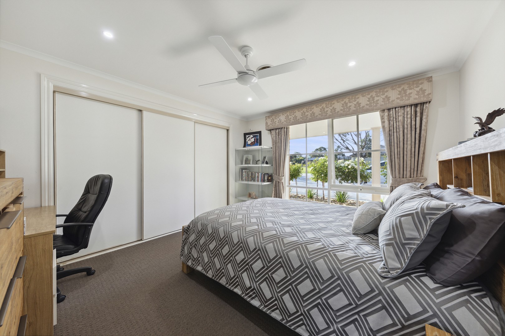 1 Meeking Drive, Pakenham, VIC 3810, Pakenham - Thumbnail 8