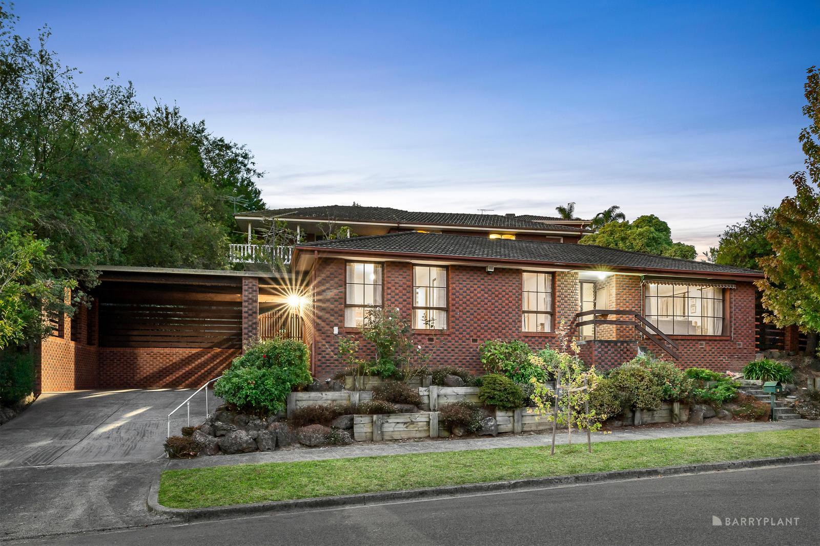 1 Millwood Court, Templestowe, VIC 3106 - Thumbnail 2 - 04/03/2025