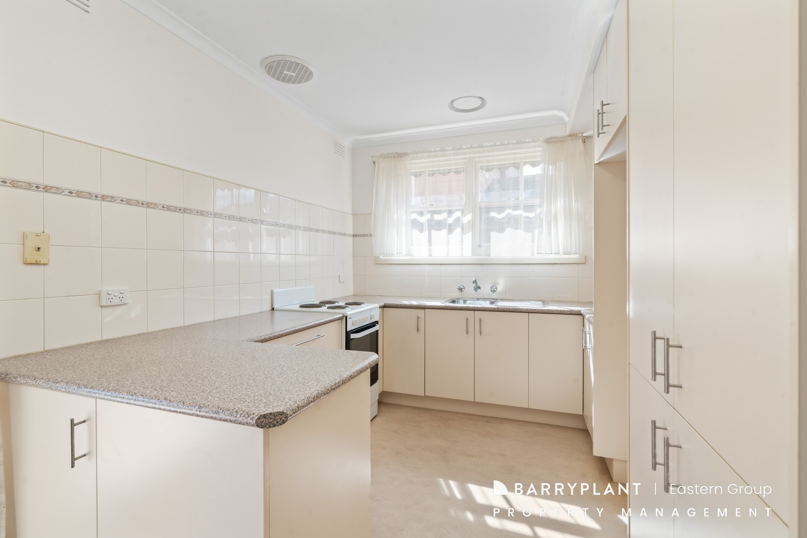 1 Milsom Avenue, Templestowe Lower, VIC 3107, Templestowe Lower - Thumbnail 3