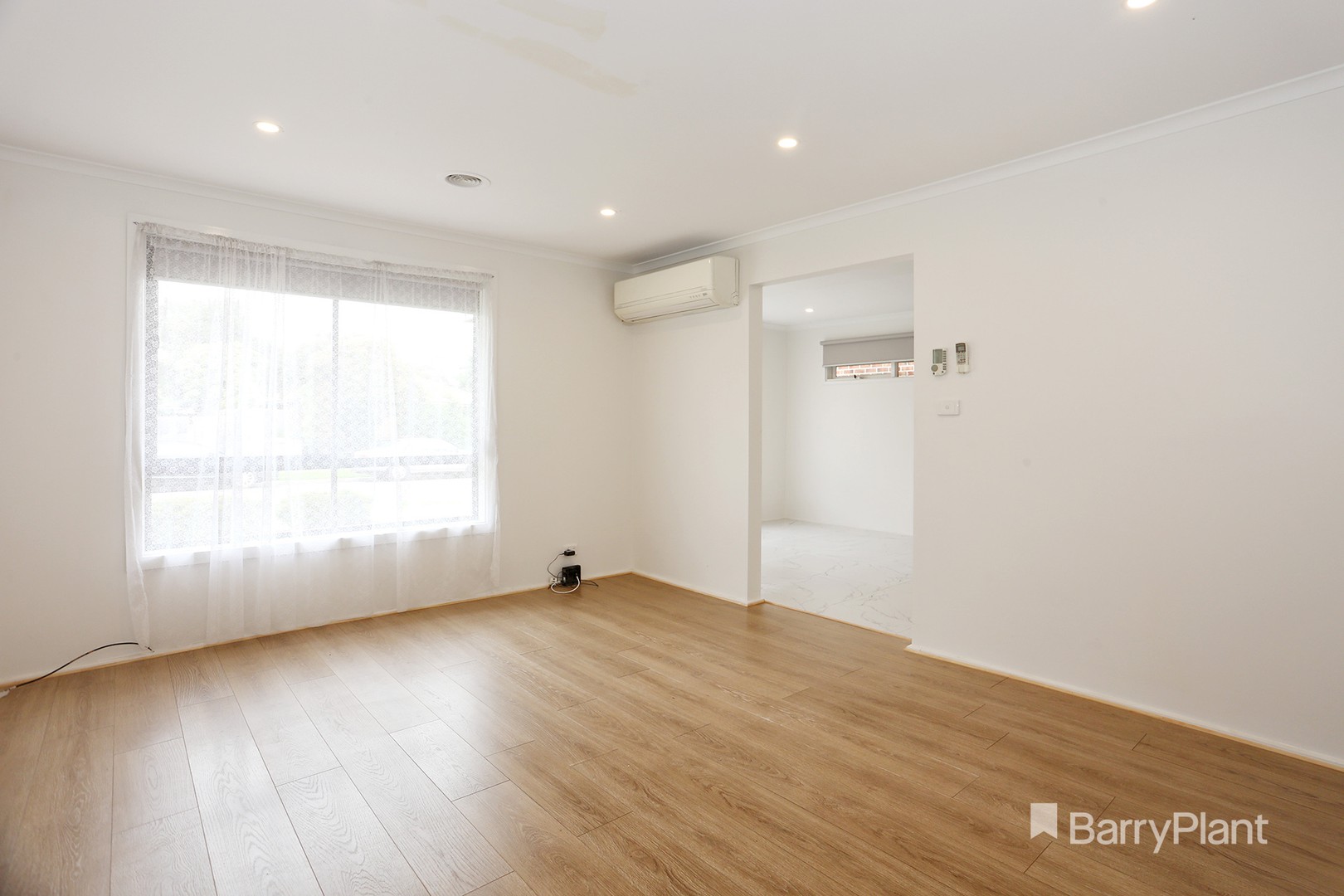 1 Monaro Crescent, Narre Warren, VIC 3805, Narre Warren - Thumbnail 3