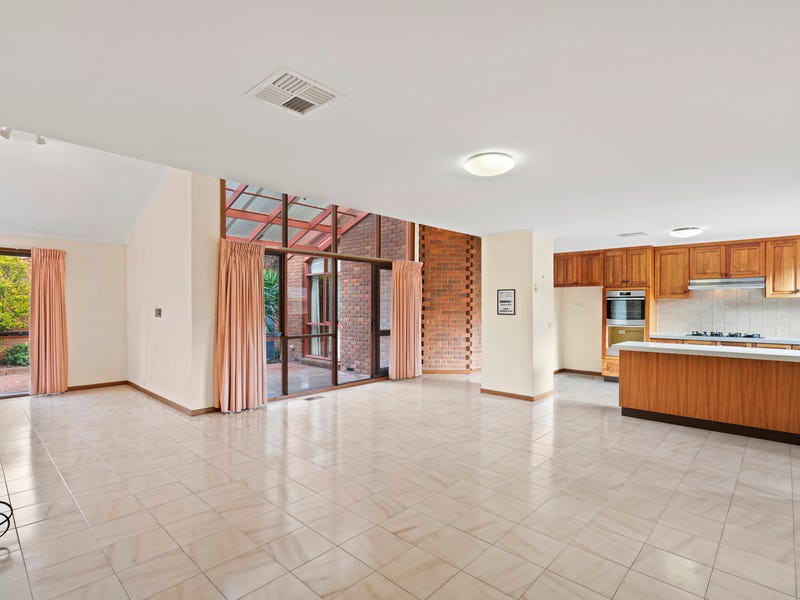 1 Monteath Place, Doncaster East, VIC 3109, Doncaster East - Thumbnail 4