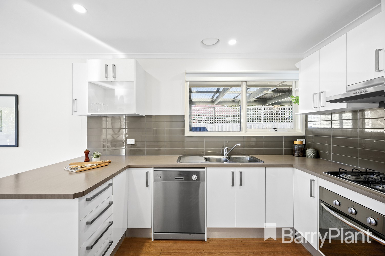 1 Moray Street, Diamond Creek, VIC 3089, Diamond Creek - Thumbnail 2