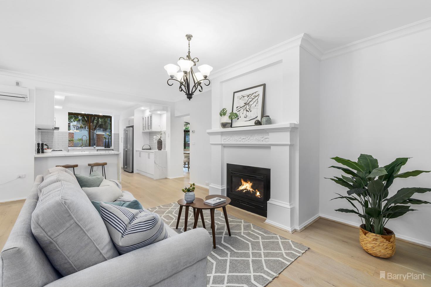 1 Moresby Avenue, Bulleen, VIC 3105 - Thumbnail 2 - 16/02/2022