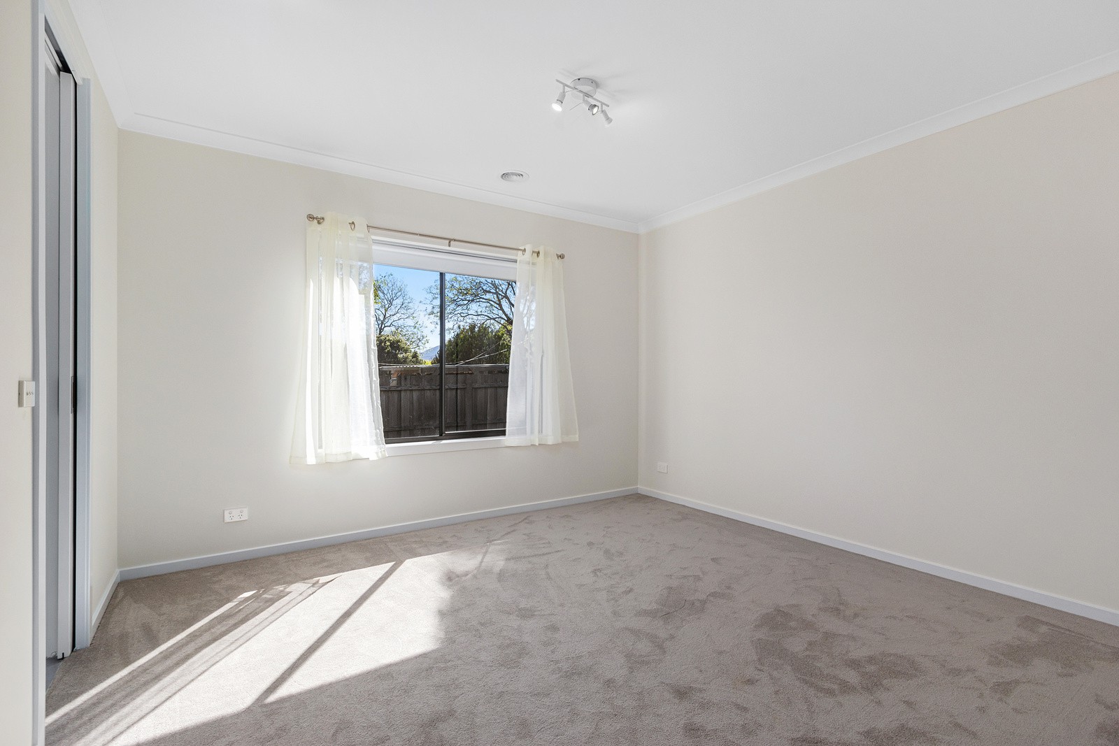 1 Moroney  Street, Boronia, VIC 3155, Boronia - Thumbnail 6