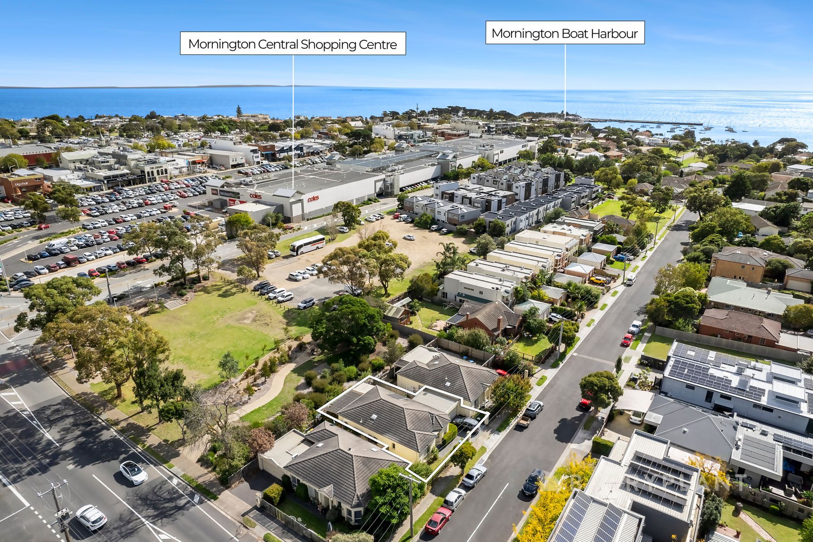 1 Murray Street, Mornington, VIC 3931 - Thumbnail 2 - 11/04/2024