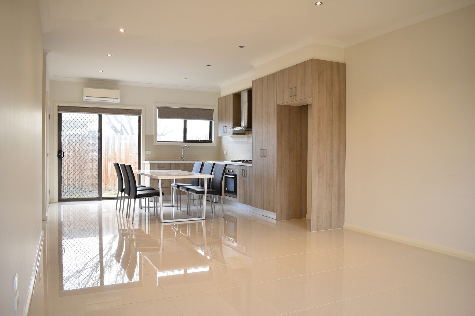 1 Myrtle Street, Thomastown, VIC 3074, Thomastown - Thumbnail 2