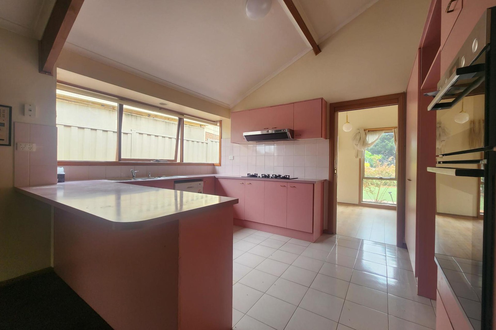 1 Nerida Court, Taylors Lakes, VIC 3038, Taylors Lakes - Thumbnail 4