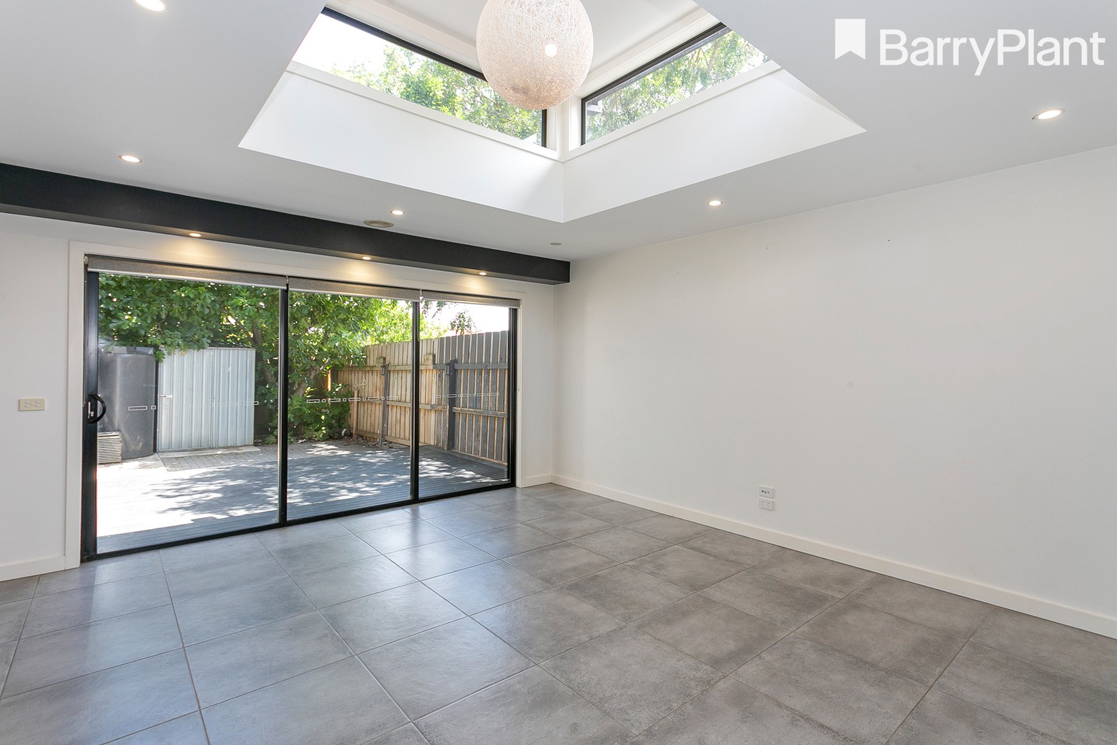 1 Orwil Street, Frankston, VIC 3199 - Thumbnail 2 - 17/01/2023