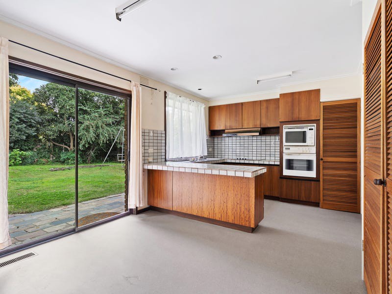 1 Outlook Drive, Doncaster, VIC 3108, Doncaster - Thumbnail 2