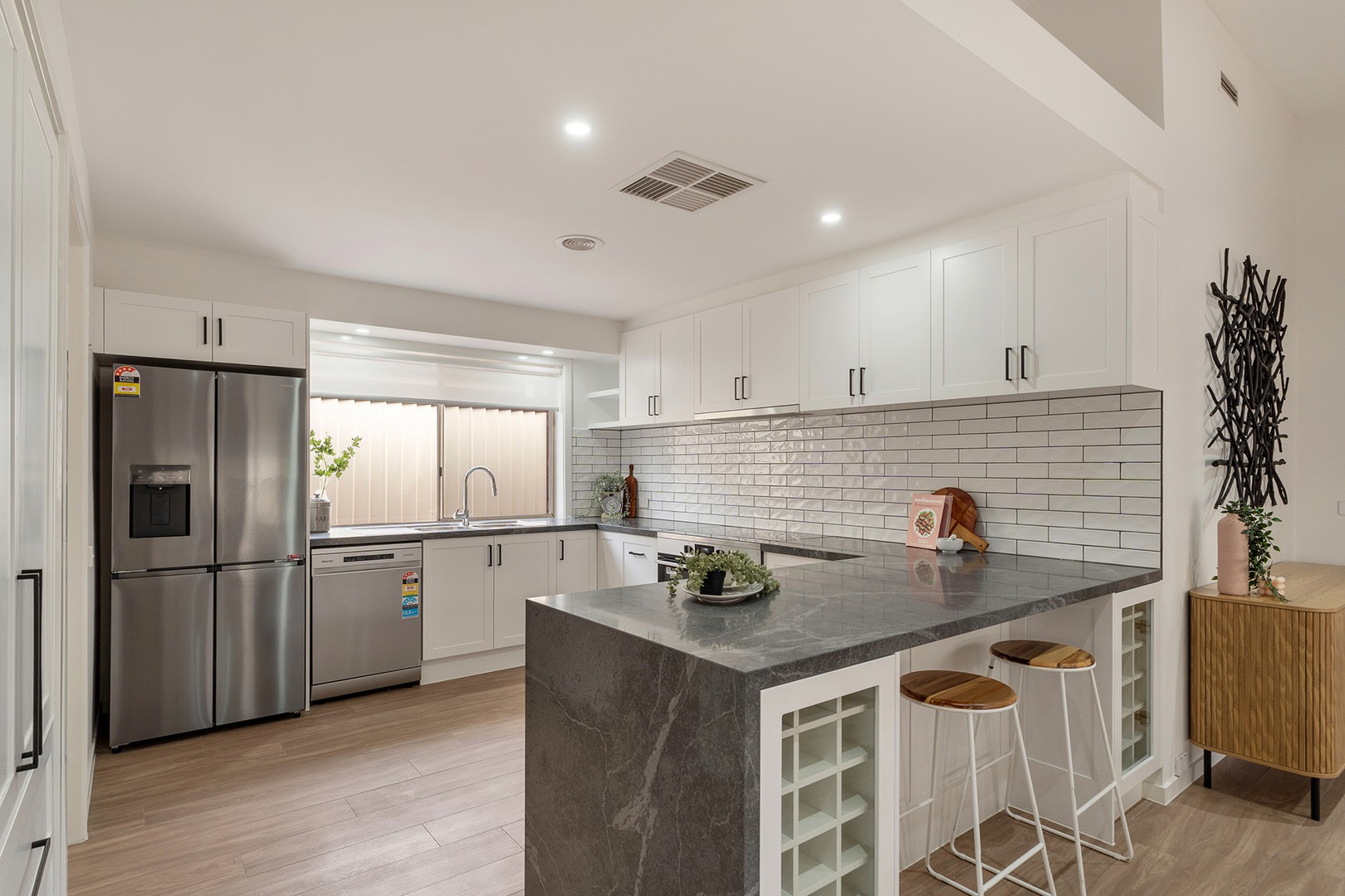1 Padstowe Court, Craigieburn, VIC 3064, Craigieburn - Thumbnail 4