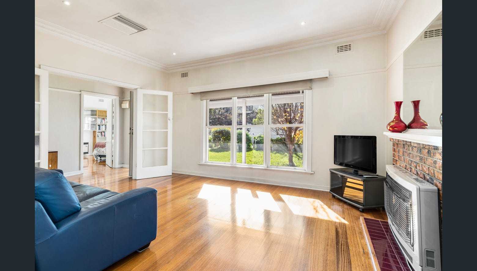1 Pearcey Grove, Pascoe Vale, VIC 3044, Pascoe Vale - Thumbnail 2