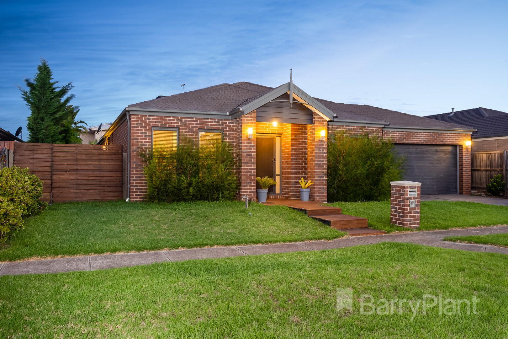 1 Pearl Place, Point Cook, VIC 3030 - Thumbnail 2 - 08/02/2022