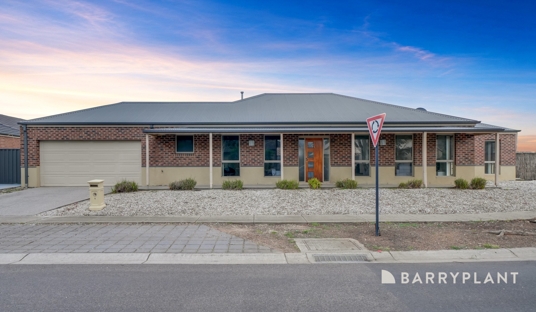 1 Peppertree Drive, Point Cook, VIC 3030 - Thumbnail 2 - 25/06/2026