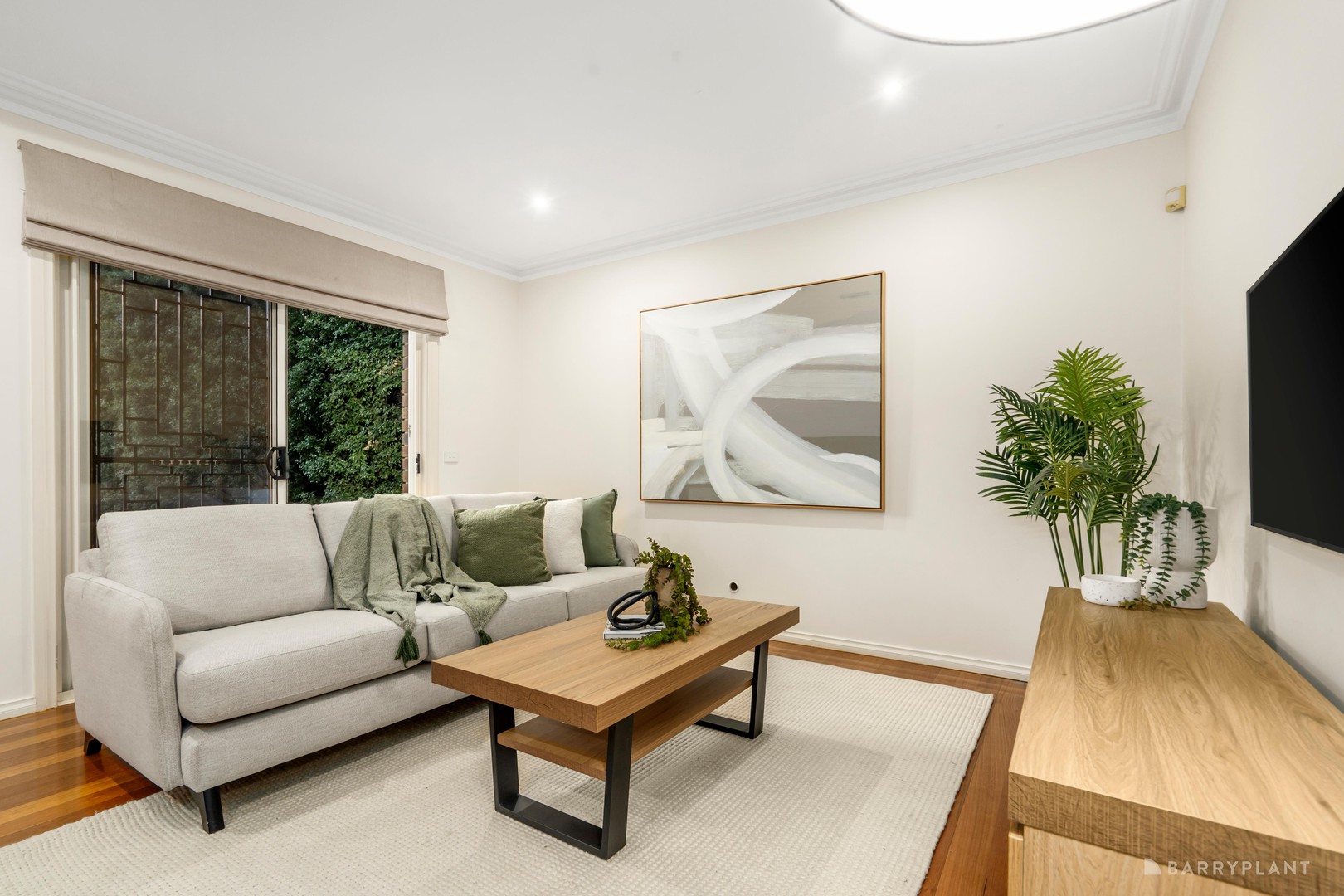 1 Pine Hill Drive, Doncaster East, VIC 3109 - Thumbnail 2 - 13/03/2026