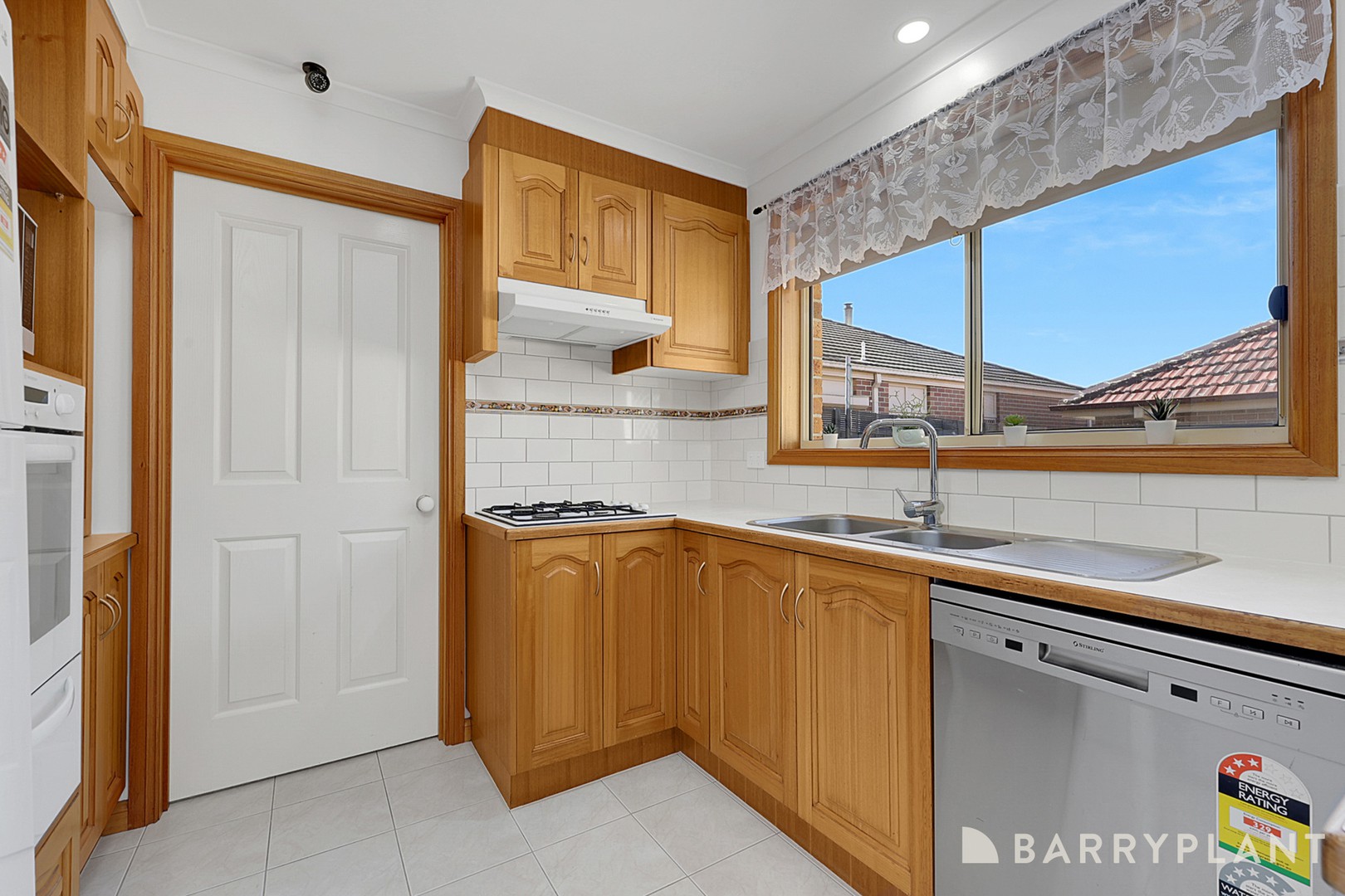 1 Point Pleasant Way, South Morang, VIC 3752, South Morang - Thumbnail 4
