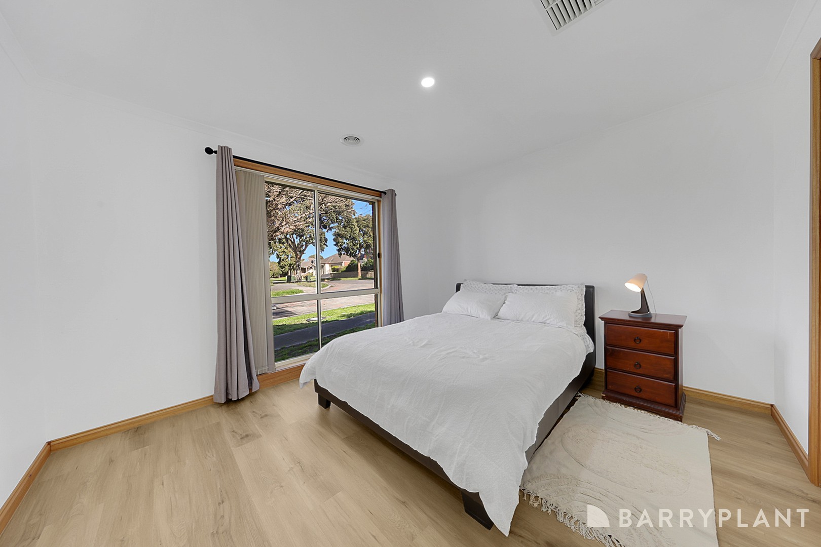 1 Point Pleasant Way, South Morang, VIC 3752, South Morang - Thumbnail 5