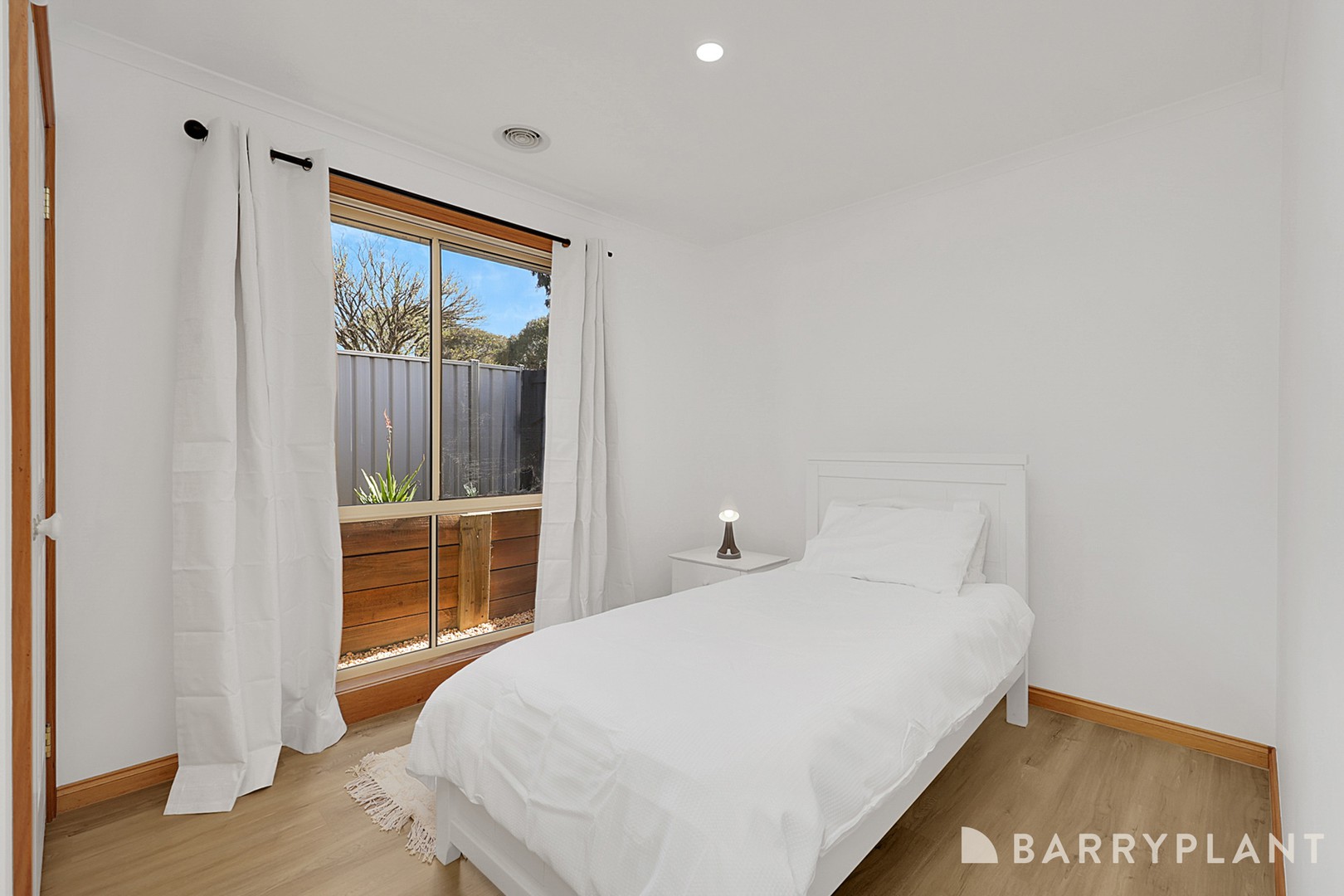 1 Point Pleasant Way, South Morang, VIC 3752, South Morang - Thumbnail 7
