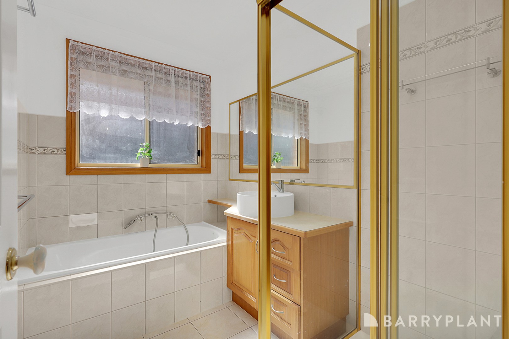 1 Point Pleasant Way, South Morang, VIC 3752, South Morang - Thumbnail 8