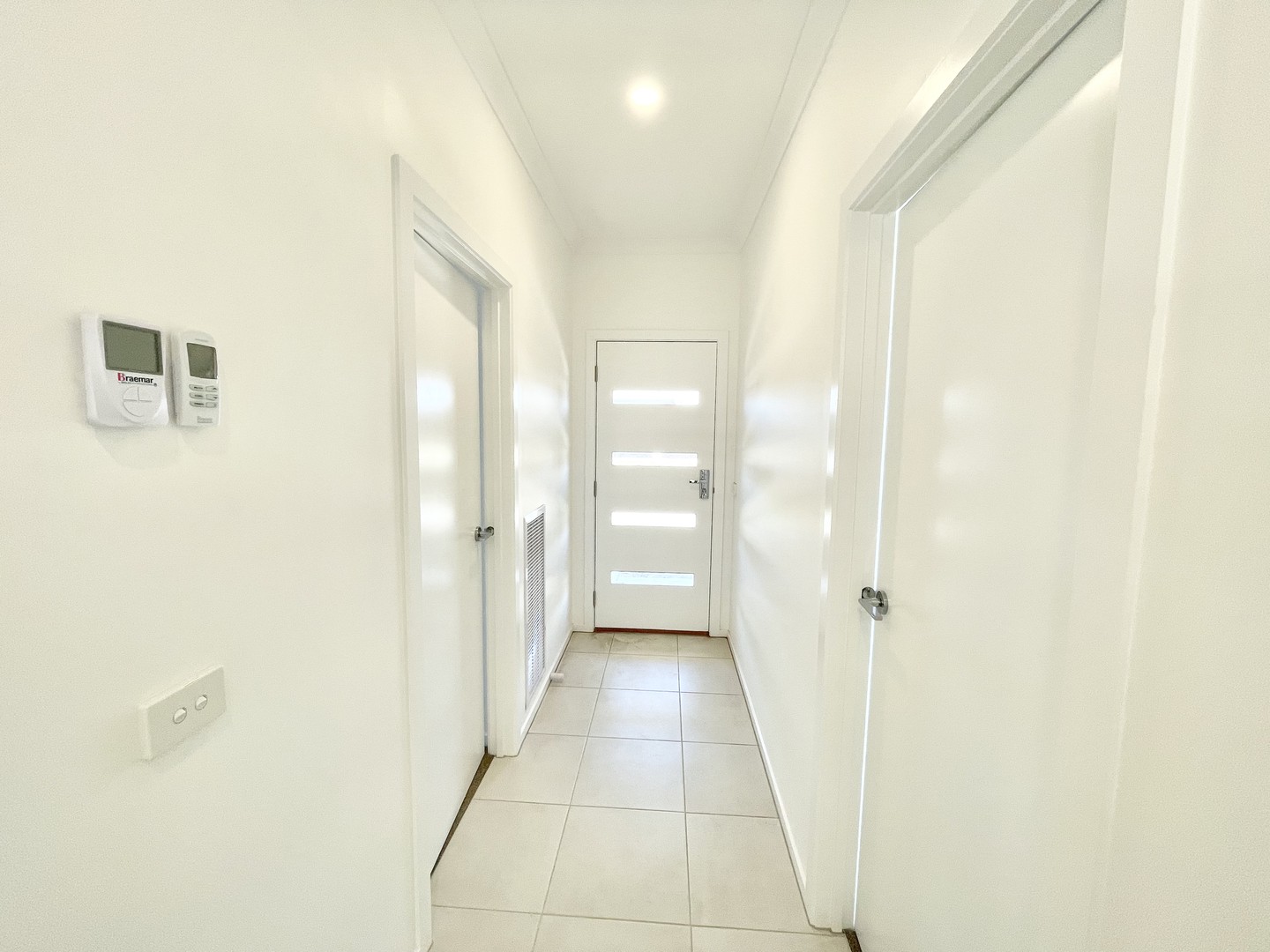 1 Race Street, Fraser Rise, VIC 3336, Fraser Rise - Thumbnail 2