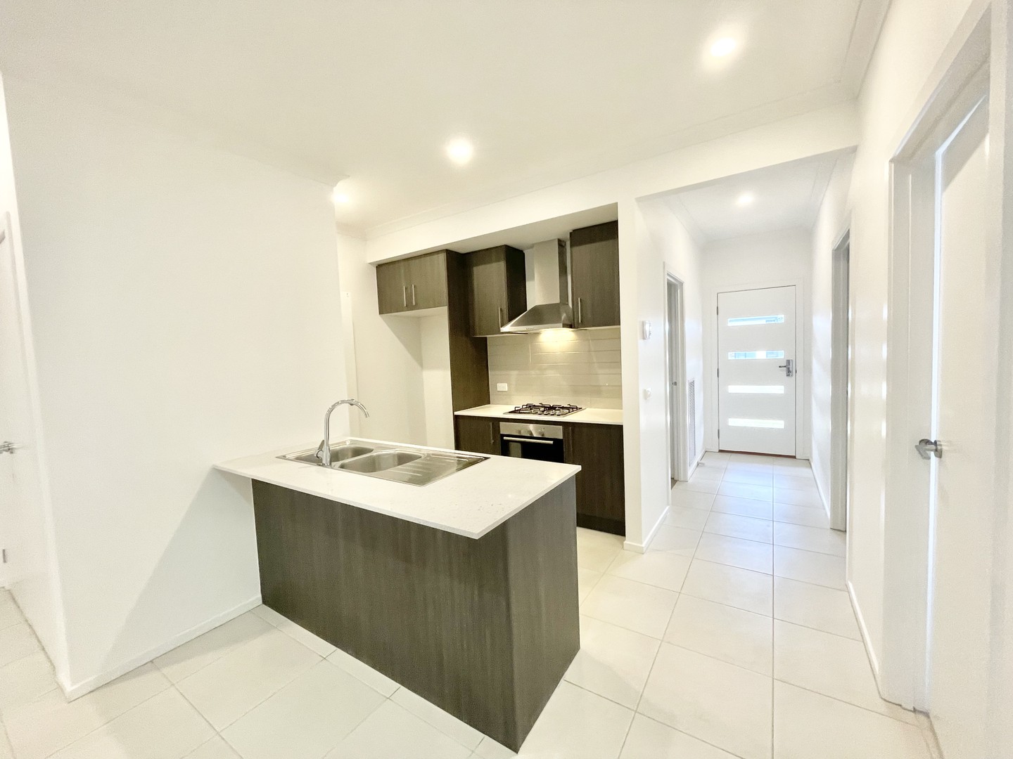 1 Race Street, Fraser Rise, VIC 3336, Fraser Rise - Thumbnail 5