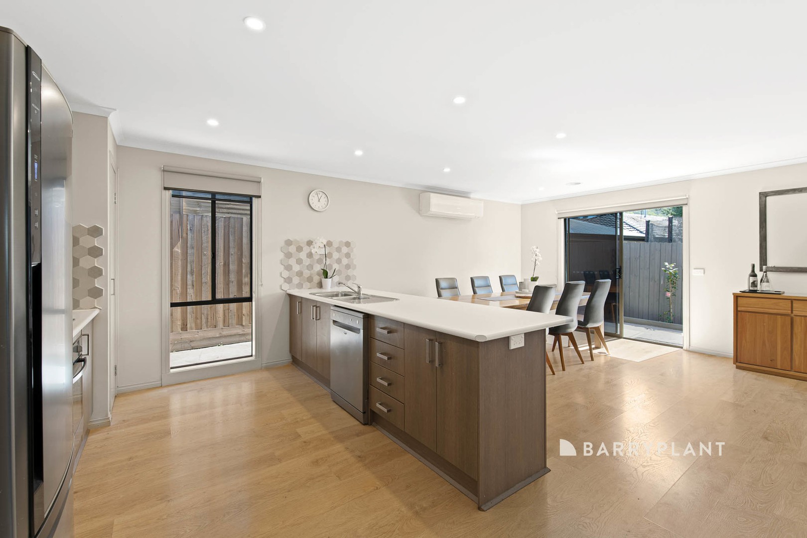 1 Redcherry Court, Pakenham, VIC 3810, Pakenham - Thumbnail 2