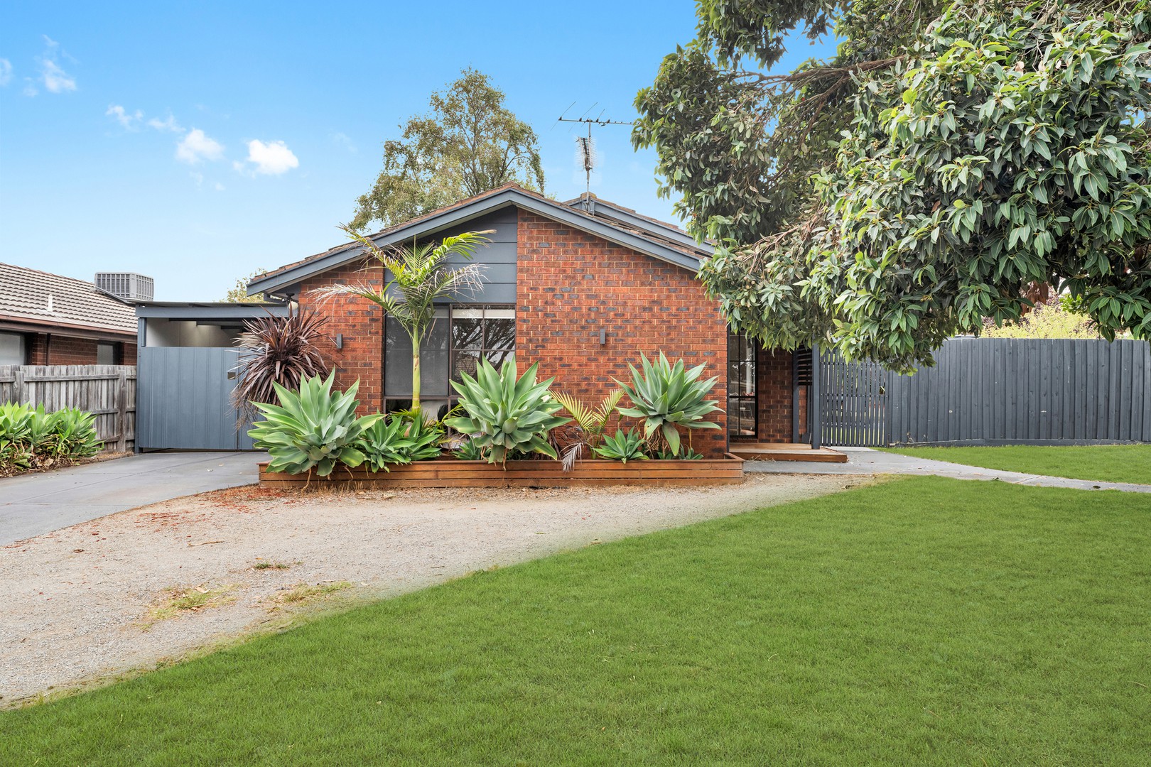 1 Redgum Place, Narre Warren, VIC 3805 - Thumbnail 1 - 30/03/2026