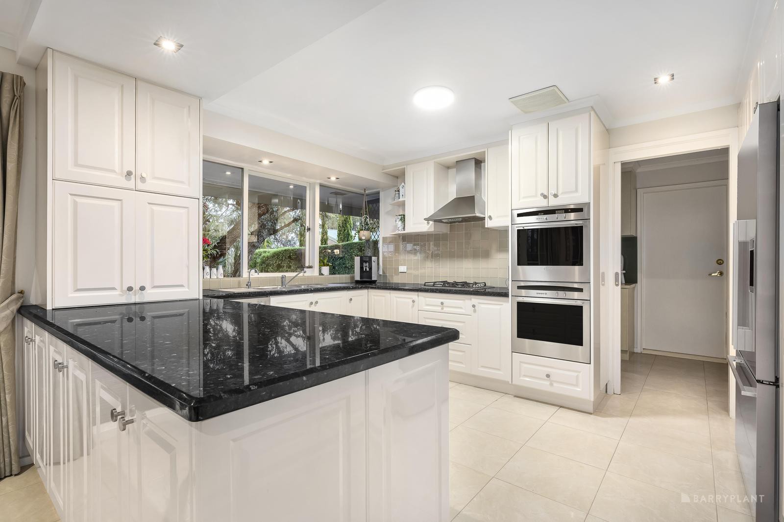 1 Regina Court, Eltham, VIC 3095, Eltham - Thumbnail 4