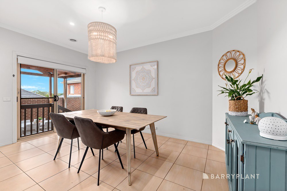 1 Rialton Rise, South Morang, VIC 3752, South Morang - Thumbnail 3
