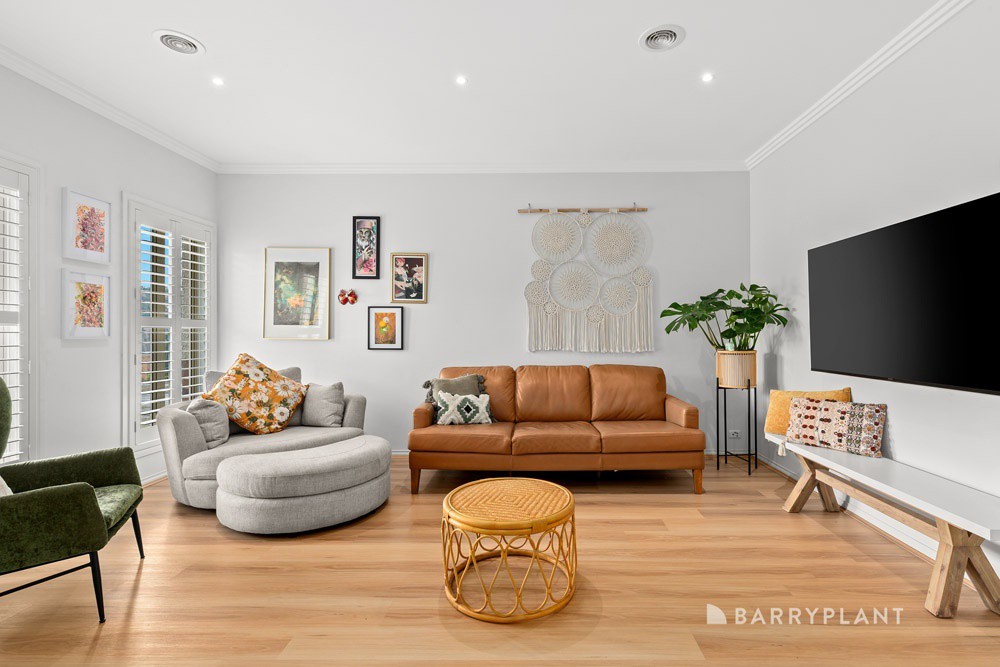 1 Rialton Rise, South Morang, VIC 3752, South Morang - Thumbnail 4