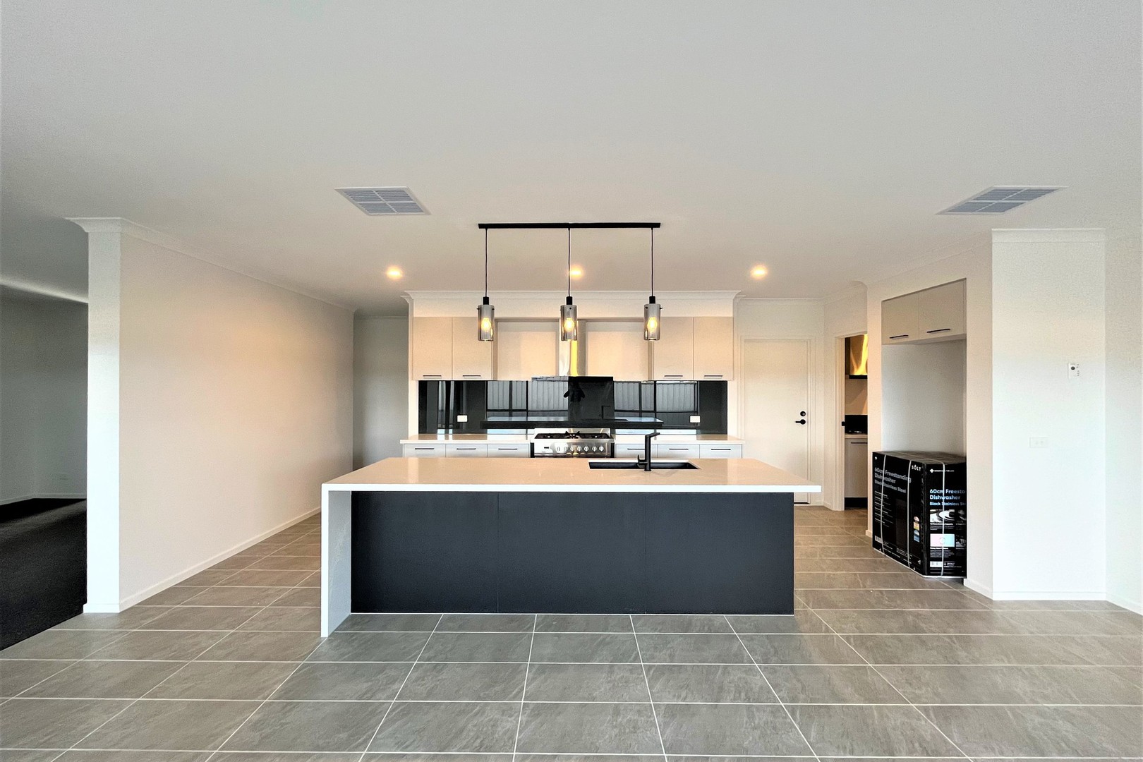 1 Riverina Boulevard, Brookfield, VIC 3338, Brookfield - Thumbnail 6